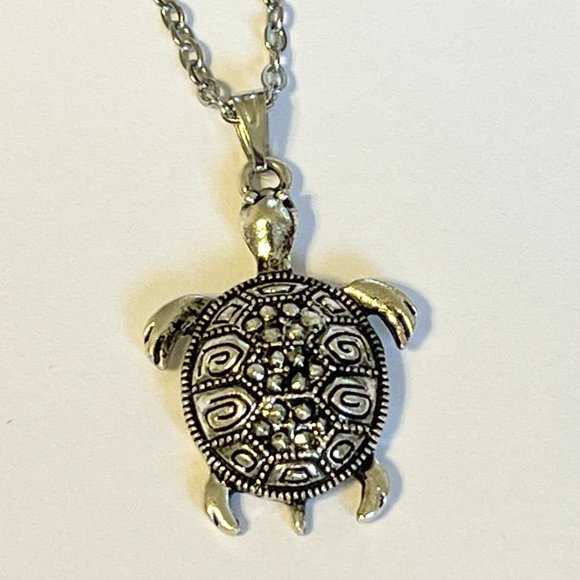 Silver Sea Turtle Necklace Marcasite Crystal Stainless Steel 20" Chain Plated - Picture 9 of 13